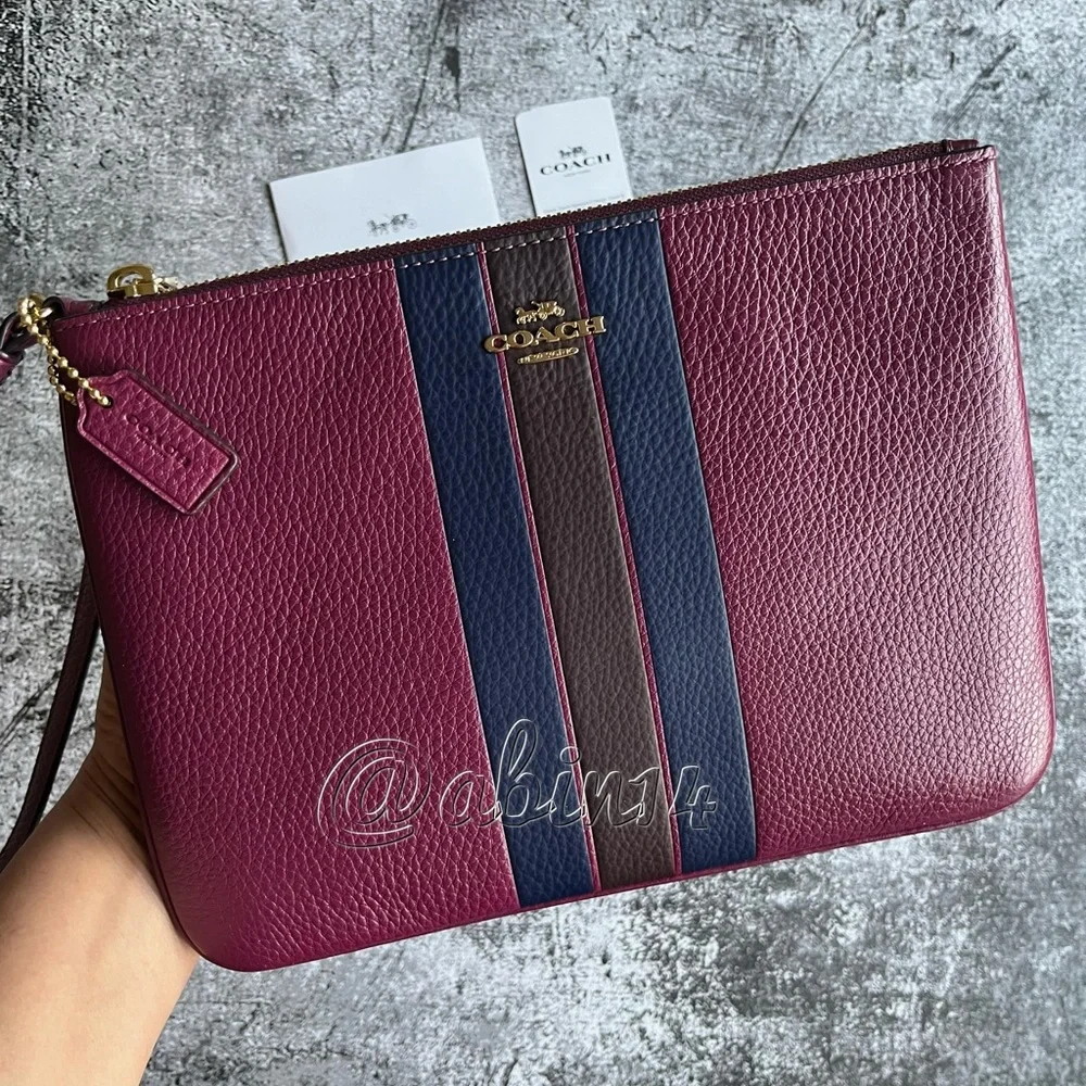 NWT Coach Leather Wristlet Pouch Clutch - Picture 1 of 6